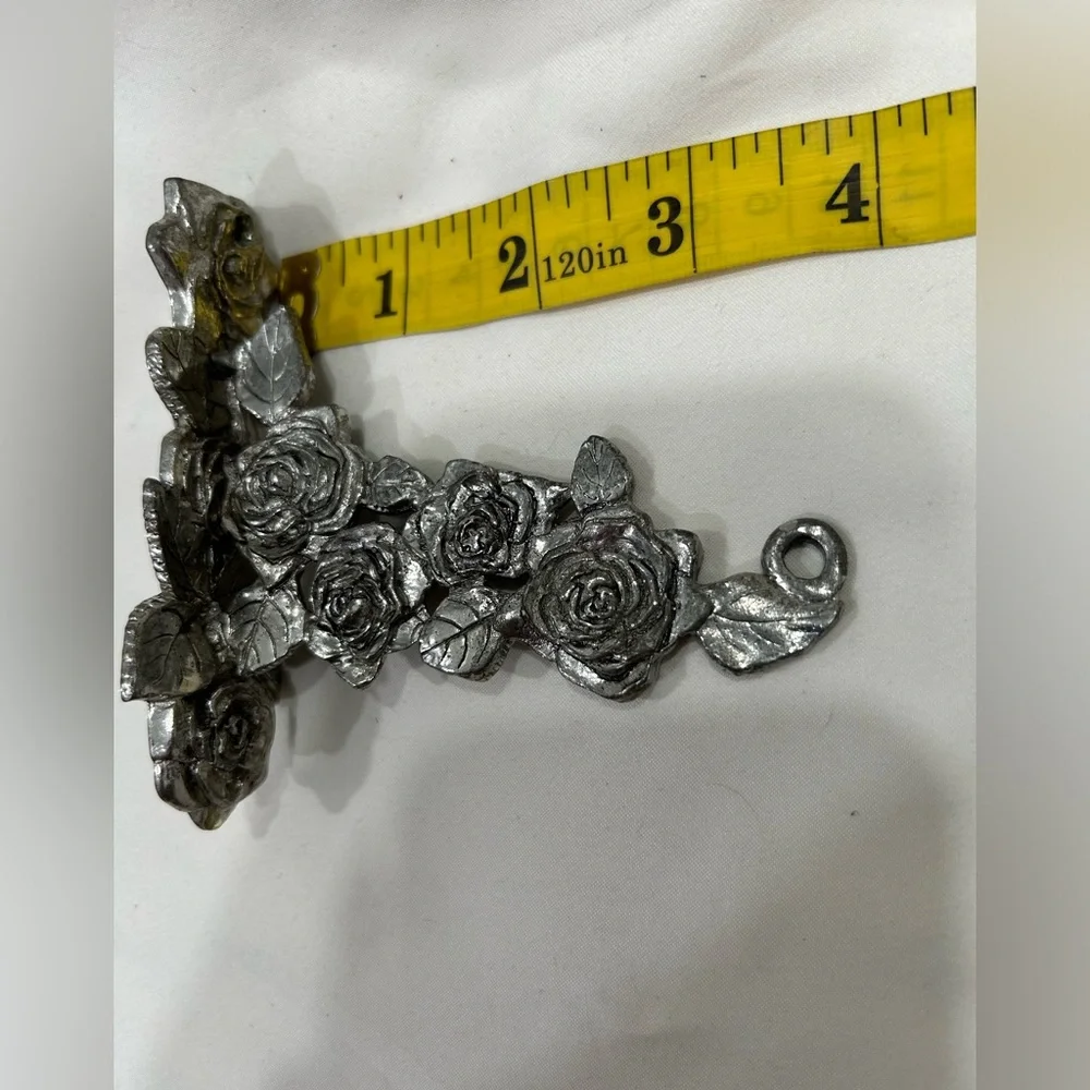 Silver Floral Hanging Wall Brackets
